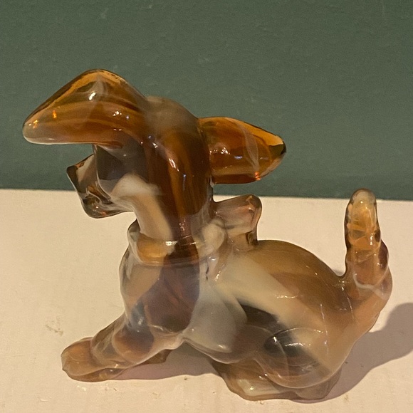 Heisey Imperial Ohio? Carmel Parlour Pup Terrier Tail Up Bow Slag Glass Dog - Picture 5 of 8